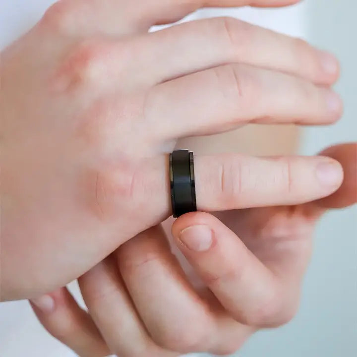 Black Enamel Stainless Steel Spinner Center Ring