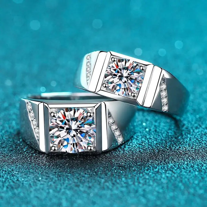 Round Moissanite Men's Wedding Ring