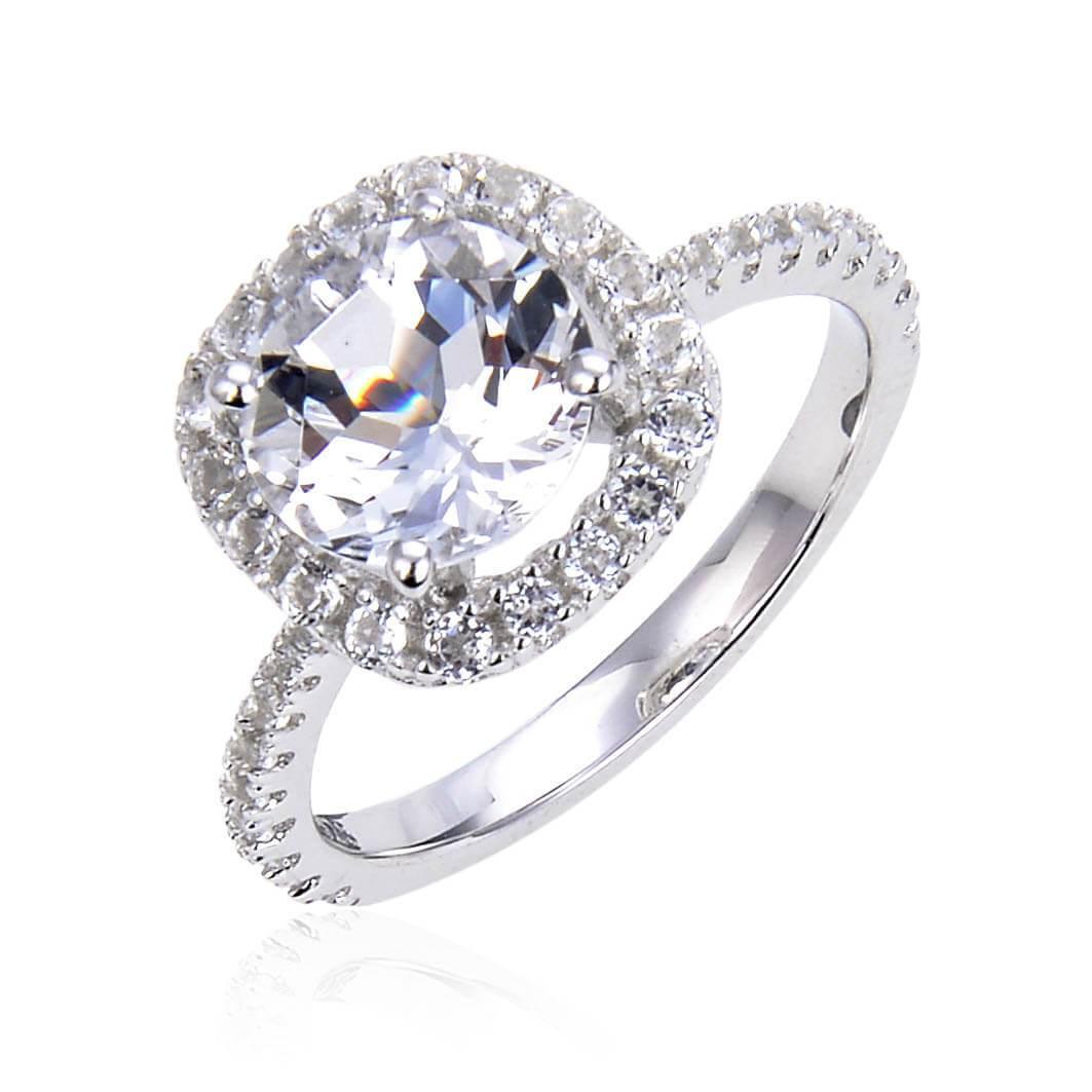 Halo Engagment Ring