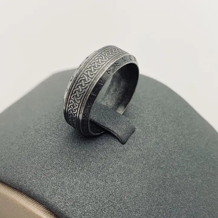 Men's Retro Viking Rune Celtic Knot Titanium Steel Ring